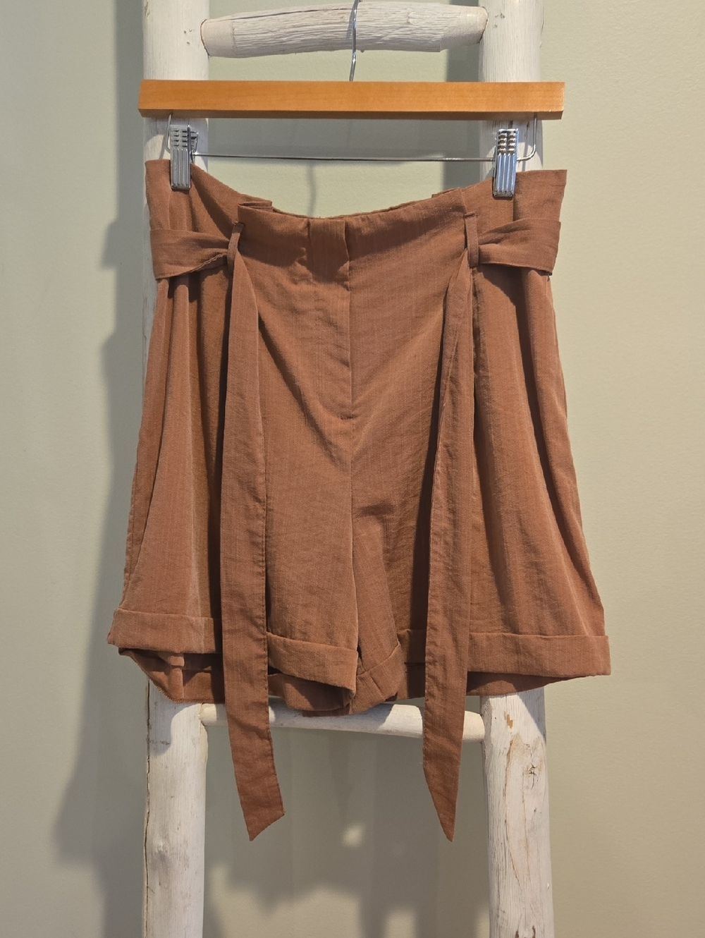 Primark High Waist Paperbag Shorts in Brown Size 8